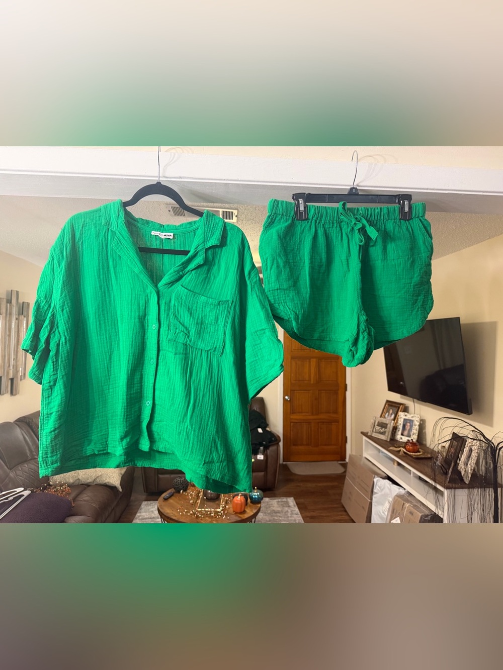 Fashion Nova Green Gauze Button-Up Shirt & Shorts 2-Piece Set – Size Large 💚